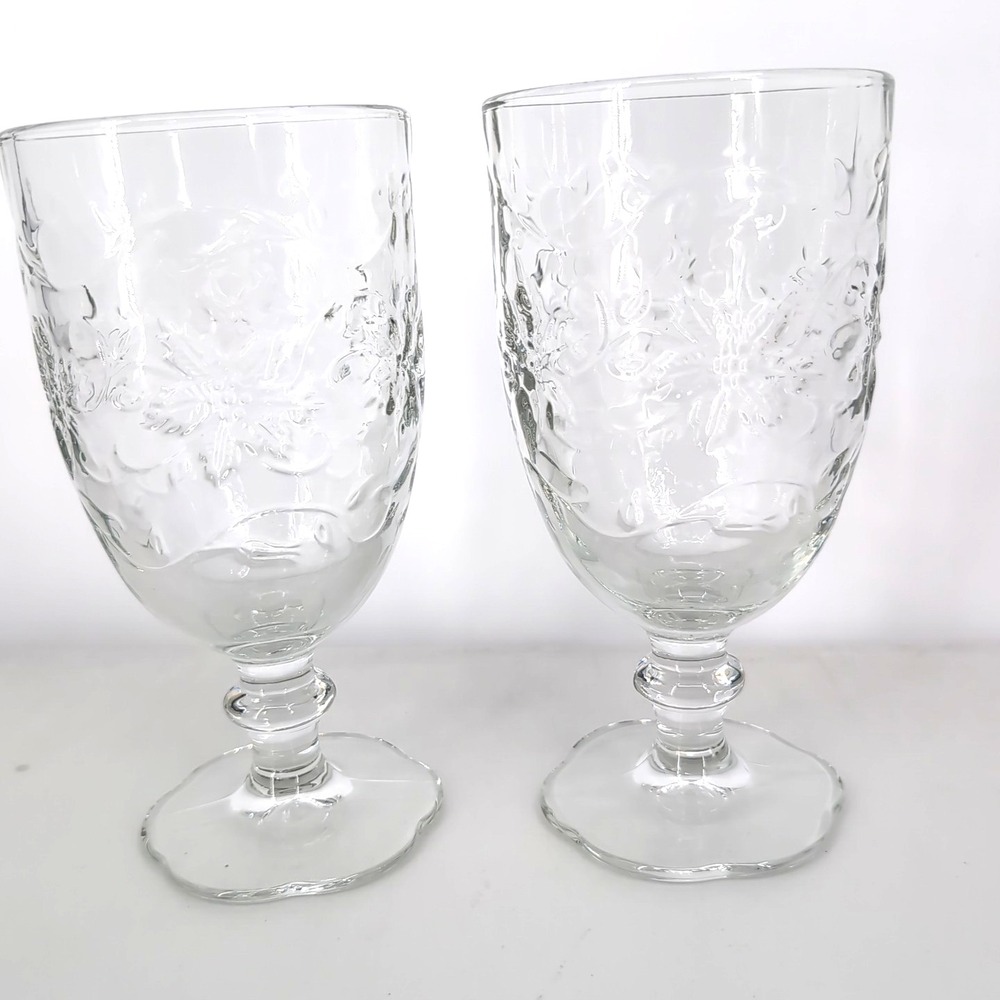 QTY 2 Princess House Fantasia Iced Tea Goblets Scalloped Base 7in